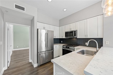 Stunning Turn-Key Corner Condo in the Heart of San Diego's - photo 8