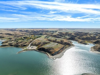 Situated near Hazen Bay Recreational Park and the serene shores - photo 17