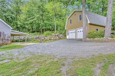 PRIVATE LAKEFRONT HOME. Welcome to your serene 8-acre hideaway - photo 17
