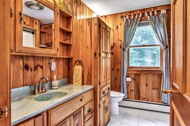 PRIVATE LAKEFRONT HOME. Welcome to your serene 8-acre hideaway - photo 38