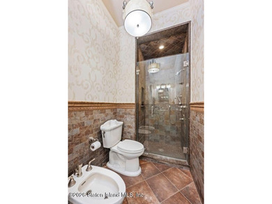 Beyond a private gated entrance and sweeping drive, this - photo 38