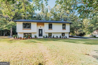 Lake Home For Sale in Macon, Georgia