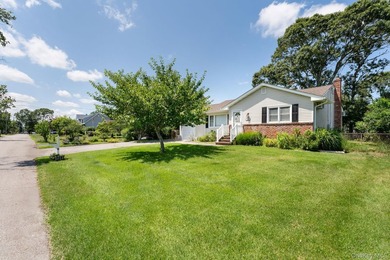 This well kept ranch offers comfortable living in a desirable - photo 1