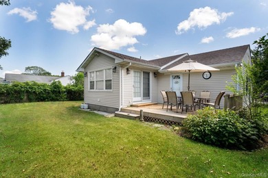 This well kept ranch offers comfortable living in a desirable - photo 5