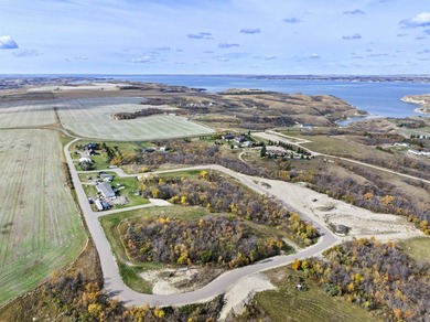 Situated near Hazen Bay Recreational Park and the serene shores - photo 11