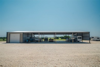 20 acres. Working Boat and RV Storage Business. Barndominium - photo 2
