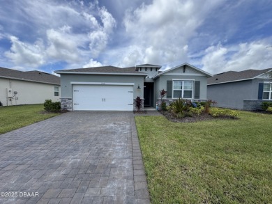 Lake Home For Sale in New Smyrna Beach, Florida