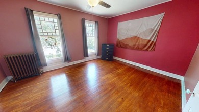 Victorian *Painted Lady* Tucked away in the heart of Downtown - photo 25