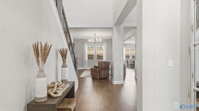 Enjoy peaceful mountain views in this exceptional 5BR/4BA home - photo 10