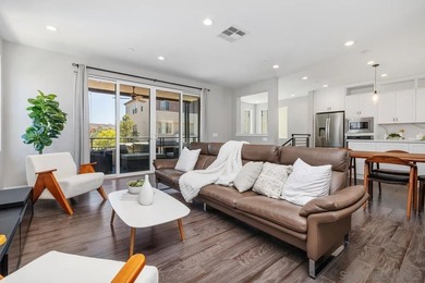 Magnificent 3 BR/3.5 BA residence at master-planned community of - photo 7