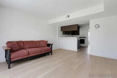Welcome to this spacious townhome in the highly desirable - photo 8