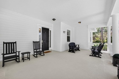 Welcome to this exquisitely maintained and undeniably charming - photo 13