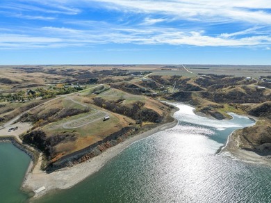 Situated near Hazen Bay Recreational Park and the serene shores - photo 16