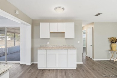 Adorable and well-maintained 2-bedroom, 1-bath home situated on - photo 19