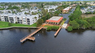 NEW PRICE Tastefully appointed 1st Floor 55+ FURNISHED and - photo 21