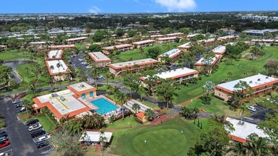 NEW PRICE Tastefully appointed 1st Floor 55+ FURNISHED and - photo 23