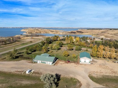 Situated near Hazen Bay Recreational Park and the serene shores - photo 26