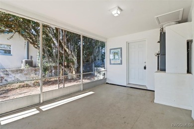 Adorable and well-maintained 2-bedroom, 1-bath home situated on - photo 30
