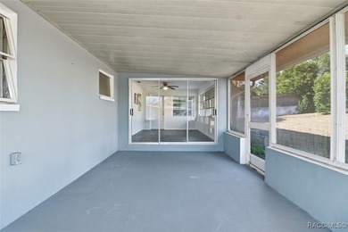 Adorable and well-maintained 2-bedroom, 1-bath home situated on - photo 33