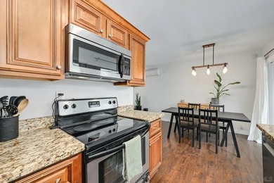 Welcome to this highly desirable, centrally located 2-bedroom - photo 10