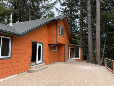 Newly remodeled and has not been lived in since, this home is - photo 3