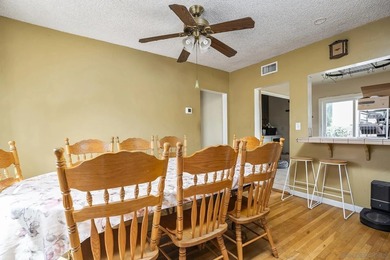 Very loved one family home for 50 years. Situated on a 4,318 sq - photo 5