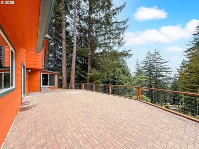 Newly remodeled and has not been lived in since, this home is - photo 6