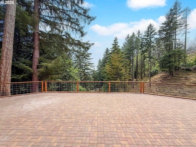 Newly remodeled and has not been lived in since, this home is - photo 8