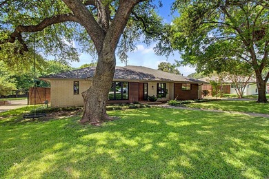 Additional listing photo 1