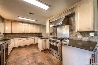 Welcome to 8318 Cactus Wren. Peaceful and private Scenic Oaks