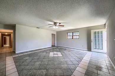 Welcome to 8318 Cactus Wren. Peaceful and private Scenic Oaks