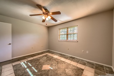 Welcome to 8318 Cactus Wren. Peaceful and private Scenic Oaks