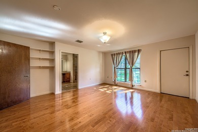 Welcome to 8318 Cactus Wren. Peaceful and private Scenic Oaks