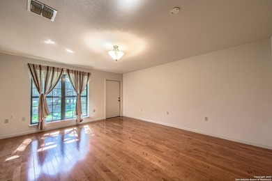 Welcome to 8318 Cactus Wren. Peaceful and private Scenic Oaks