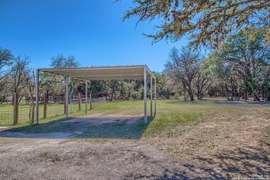 Welcome to 8318 Cactus Wren. Peaceful and private Scenic Oaks