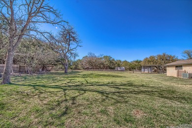 Welcome to 8318 Cactus Wren. Peaceful and private Scenic Oaks