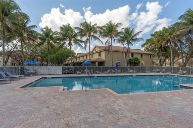 Seller motivated. Beautiful 3-bedroom, 2.5-bathroom two-story - photo 38