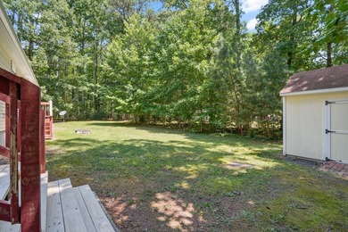 6/20 Tucked away on a quiet cul-de-sac is where you'll find this - photo 44
