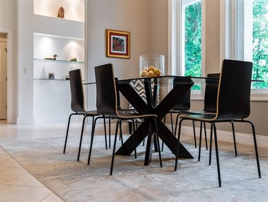 Elegantly designed Custom Home that rivals new construction! - photo 6