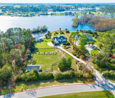 Stunning showpiece in Baymeadows Estates! This exceptional - photo 4