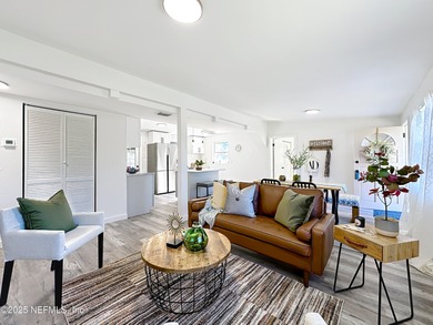 St. Johns River Home Active Under Contract in Jacksonville Florida