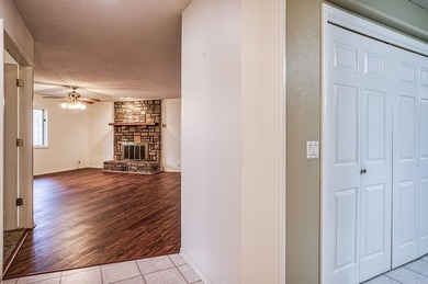 Quiet culdesac with acres of common property for your backyard - photo 10