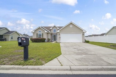 Welcome to 308 Barton Loop - a beautifully maintained 3-bedroom - photo 1