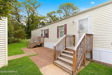 Move right into this young, very bright & open concept home with - photo 1