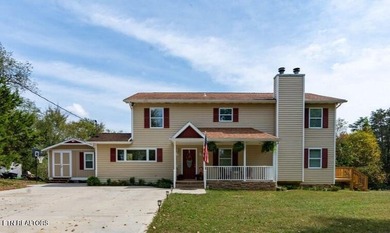 (private lake, pond, creek) Home Sale Pending in Sevierville Tennessee