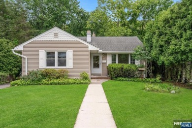 Lake Home For Sale in Oakland, New Jersey