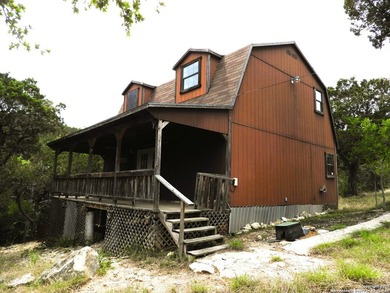 Enjoy end-of-the-road privacy in this charming 2-bedroom, 2-bath - photo 3