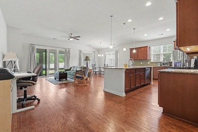 Welcome to this beautifully maintained three-bedroom, two-bath - photo 5