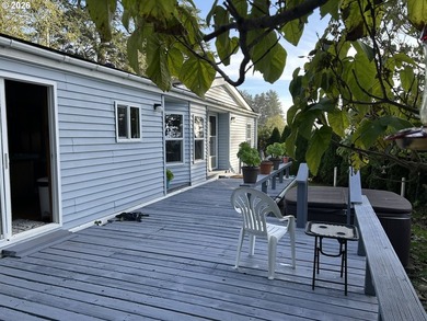 This beautiful doublewide manufactured home in a quiet family - photo 6