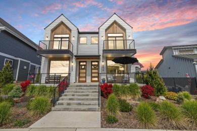 Lake Home For Sale in Coeur d Alene, Idaho
